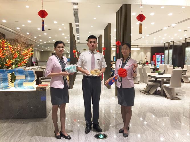 傲凌班组:中秋陪您,点滴情意寄相思